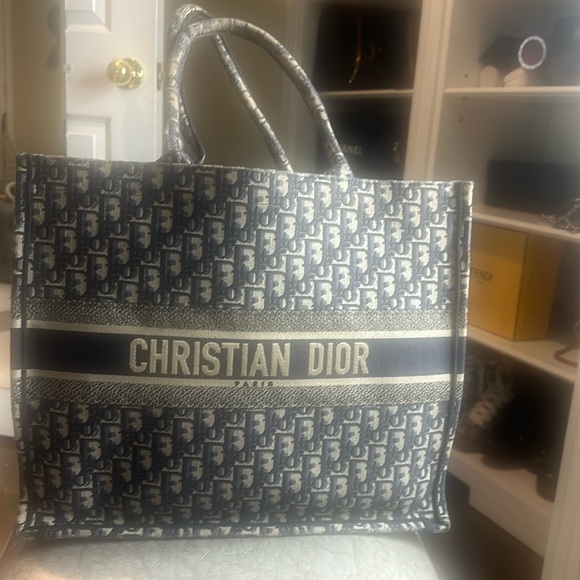 Large tote bag real from short hills mall. - Picture 1 of 3
